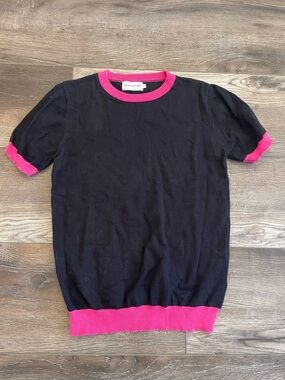 Oxknit Short Sleeve Crewneck Sweater with Pink Trim like new size S